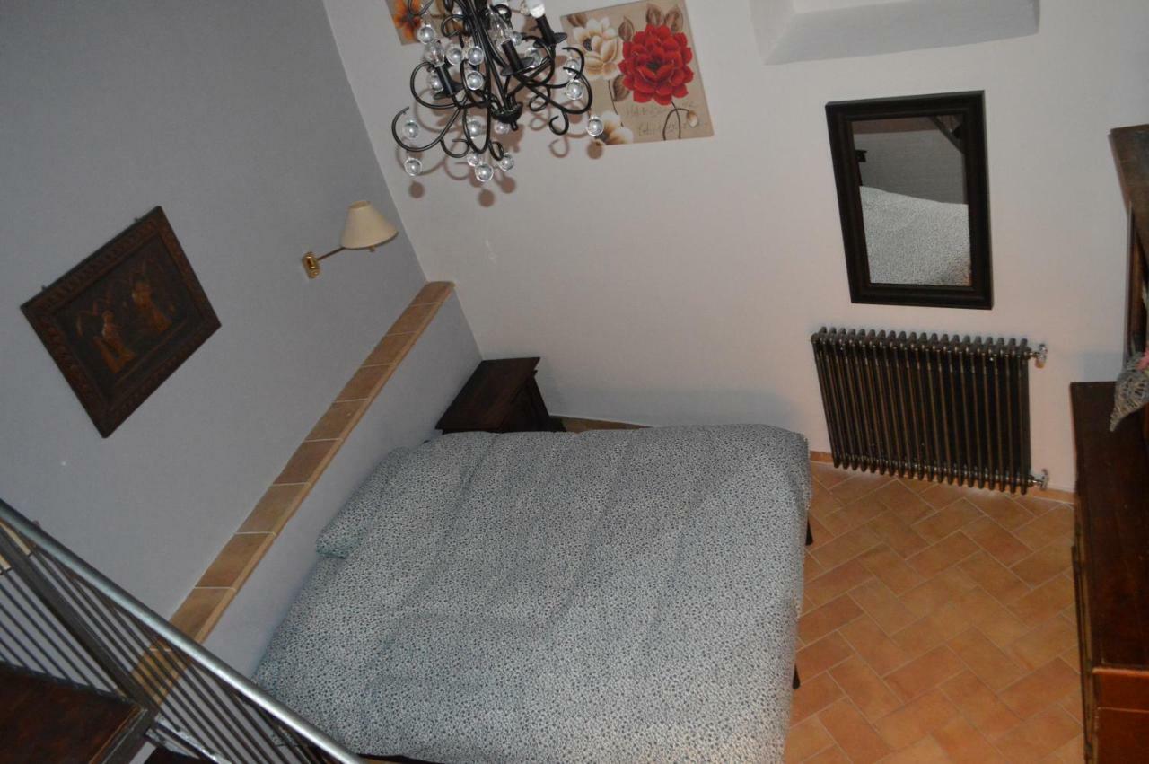 Appartamento In Centro Spoleto Kültér fotó