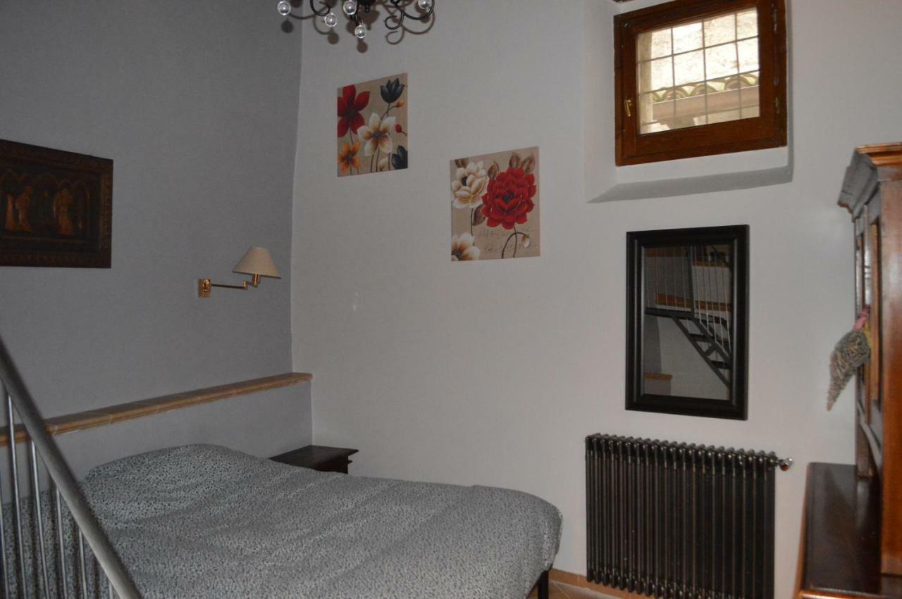 Appartamento In Centro Spoleto Kültér fotó